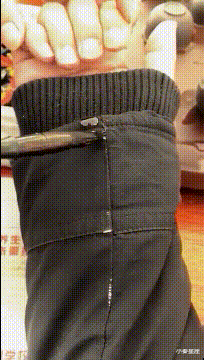 |搞笑GIF：100万一次，100万两次，好的后面大哥出500万，成交咣当...