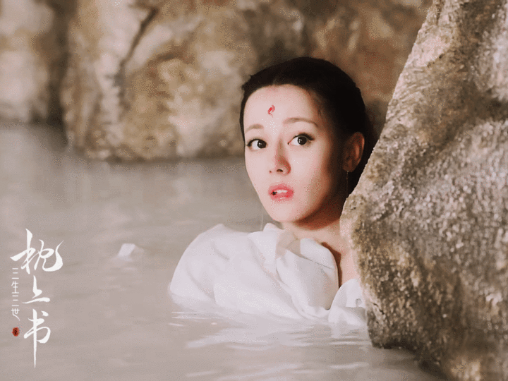 迪丽热巴|靠美貌、火辣身材出圈的迪丽热巴，是怎么把自己“作死”的？