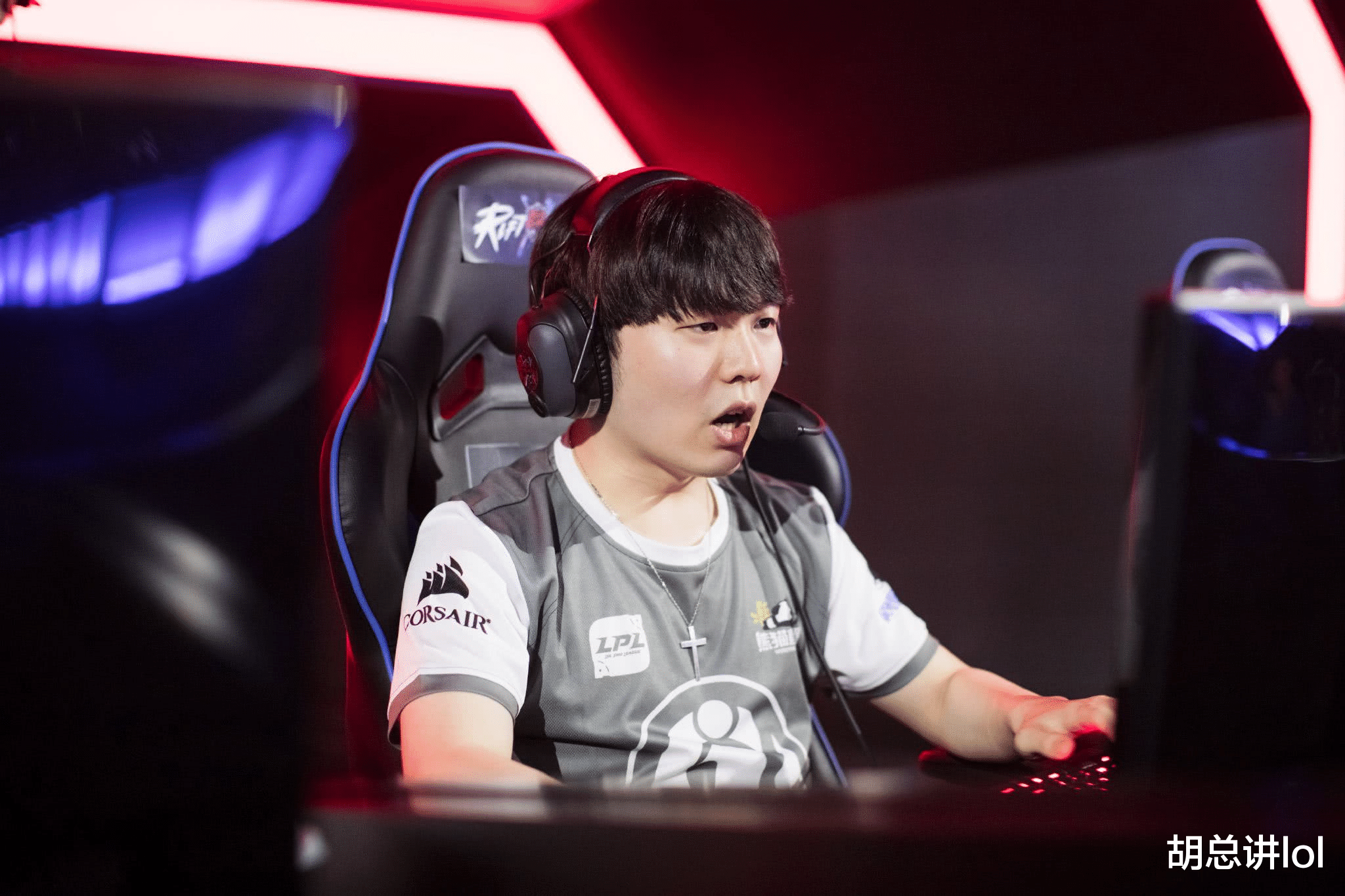 ig|LOL:BLG全华班成了,实力赶超RNG,IG以一己之力成就LPL赛区