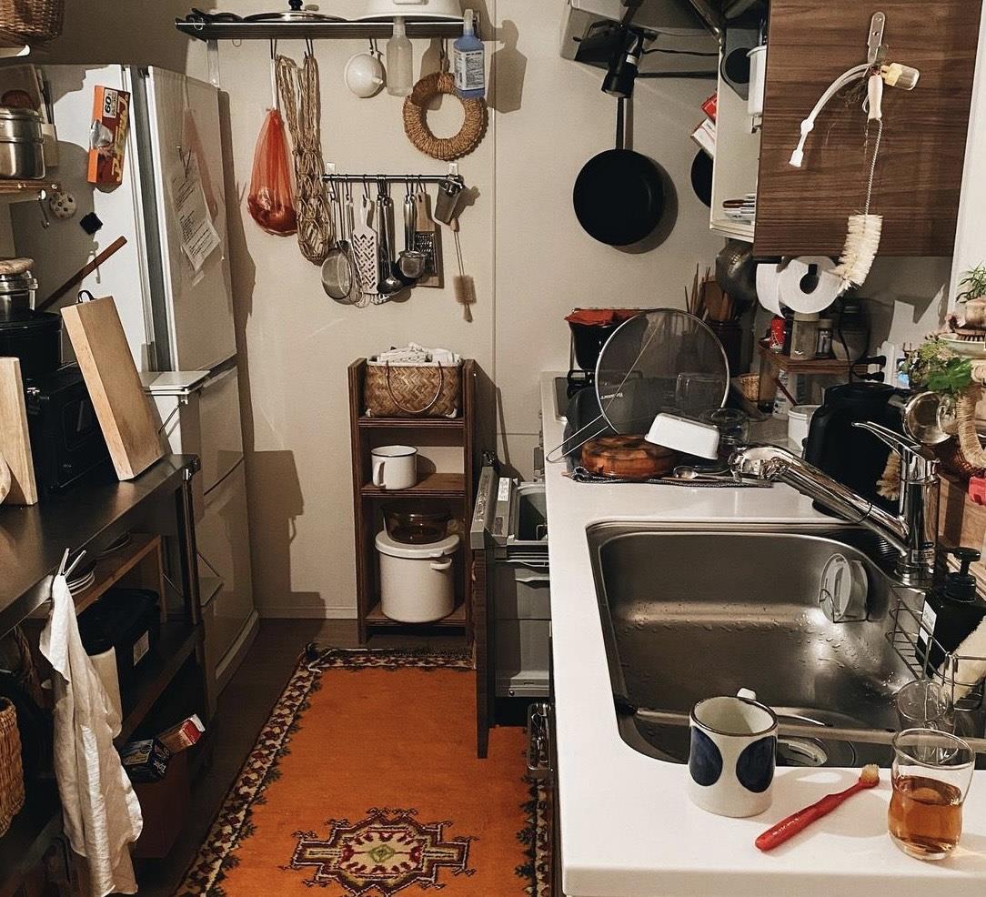 她家,每一个角落都值得被记录!虽满是杂物,却布置得精致有味!