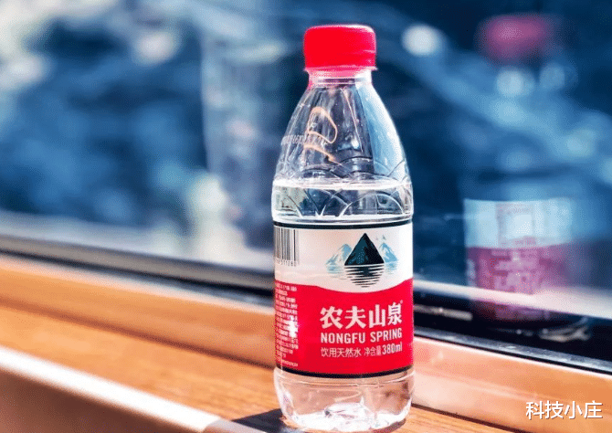 马云 中国富豪榜“洗牌”，马云跌出前三，首富身价缩水1500亿！