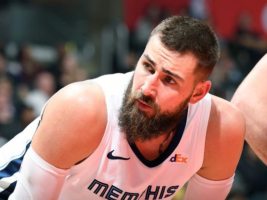 篮网队 再见小乔丹！篮网酝酿1换1交易，或迎单场25板内线，助力三巨头