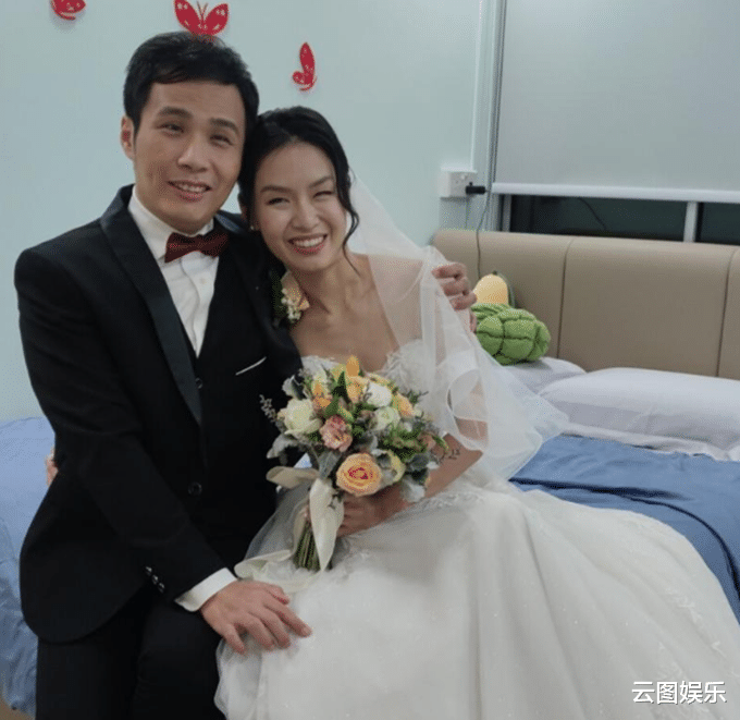 盲人|盲人歌手娶小11岁弱视妻子！不怕婚后生活有困难，计划1年后生娃