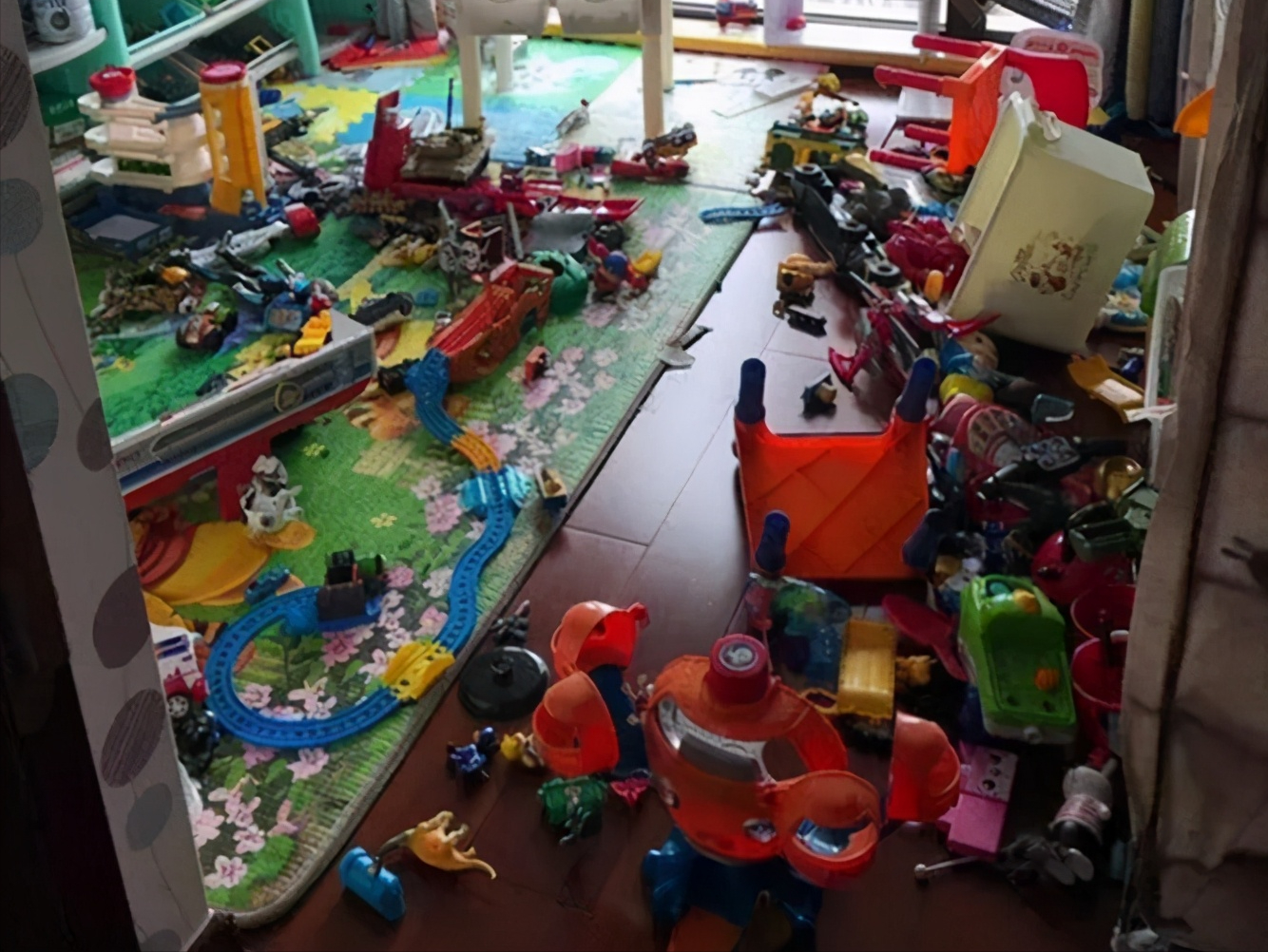 神逗奶爸|冒着“跪榴莲”的风险写下来的育儿观，建议转给你老婆看看！