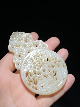 |留皮 白玉 瑞兽 把件 挂件