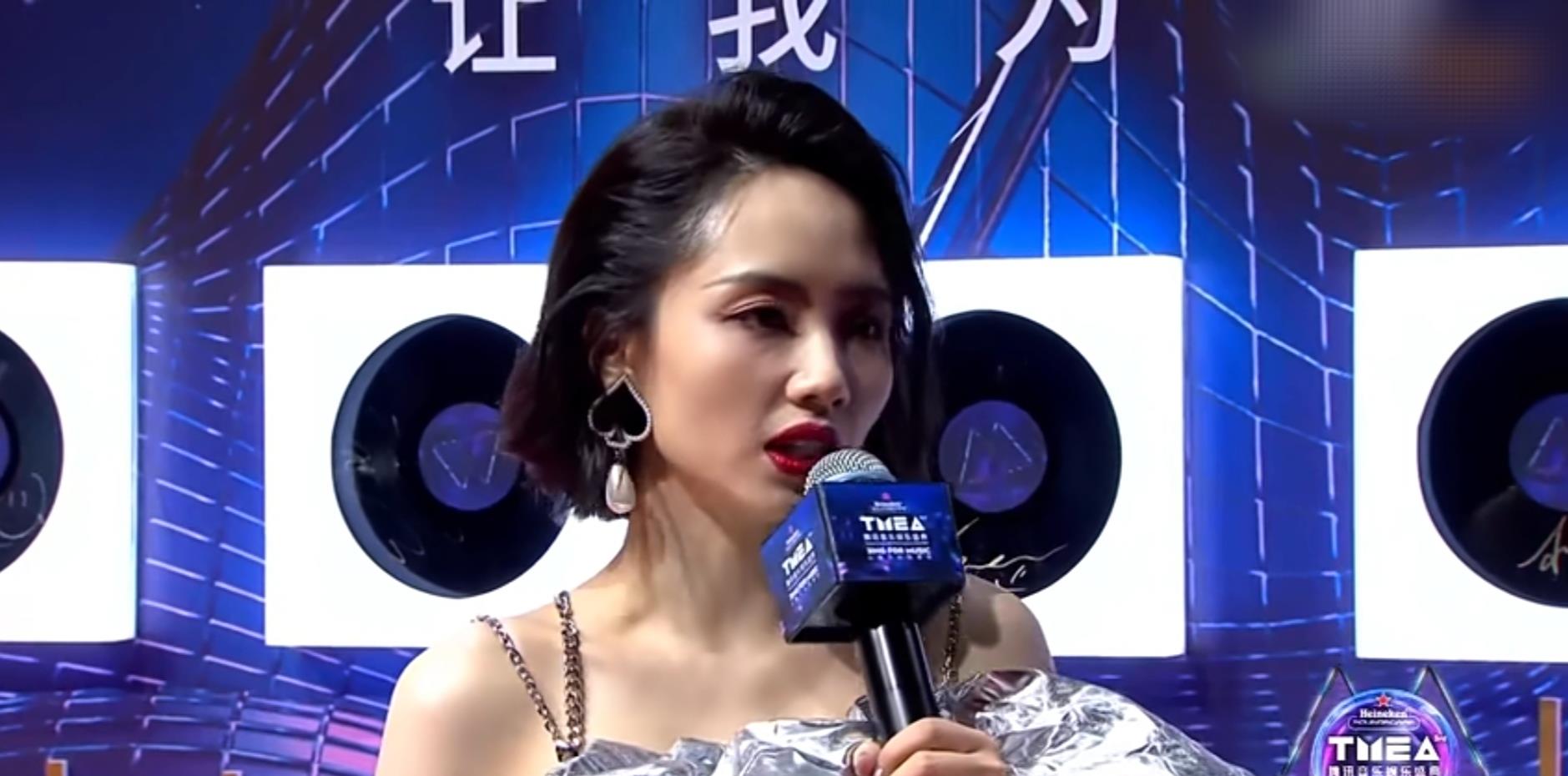 刘惜君|咖位不高的刘惜君，凭啥拿到了最具影响力内地女歌手奖？