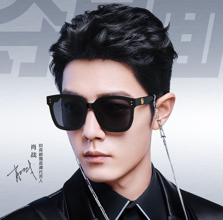 吴彦祖|更换代言人肖战，网友直呼长了见识，也让蔡徐坤和杨颖有些尴尬！