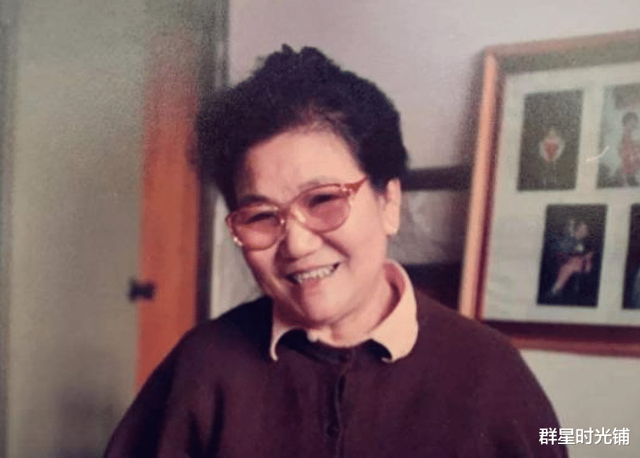 赵丽蓉|赵丽蓉的坎坷一生：两次丧夫一次丧女，72岁患肺癌求安乐死