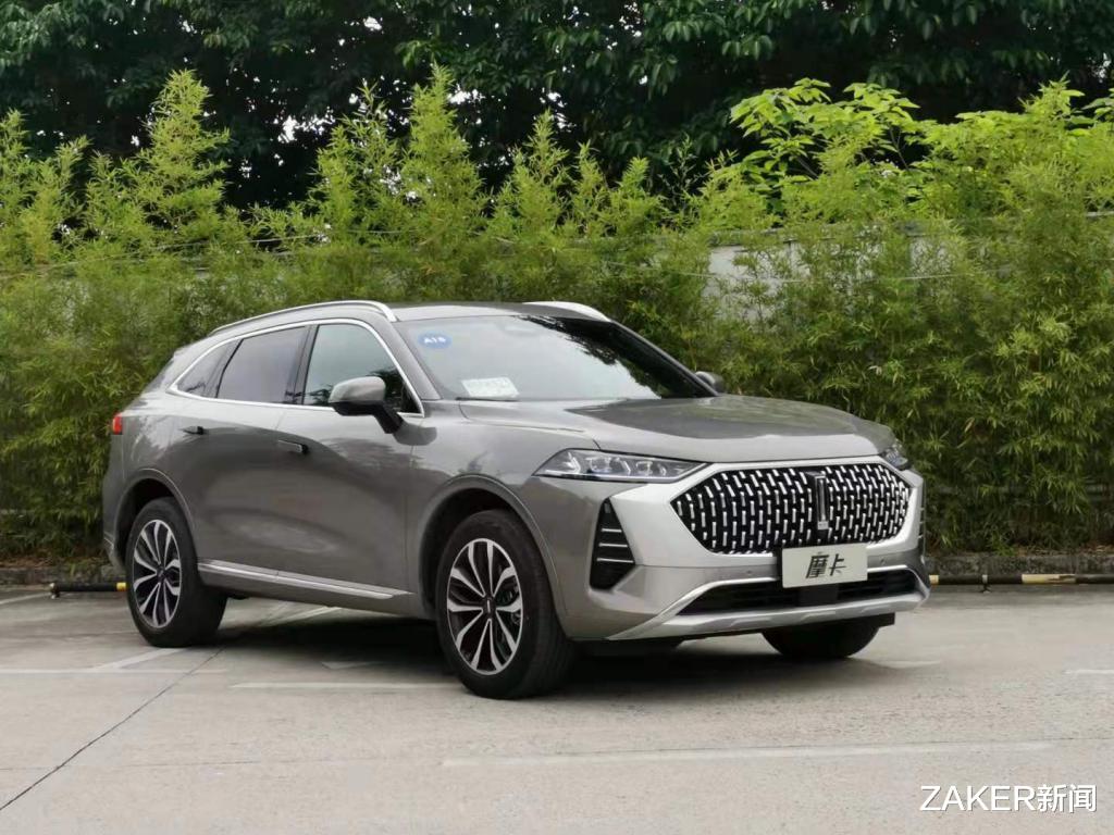 ZAKER新闻 试驾WEY摩卡:除了豪华,用“高情商”反超BBA