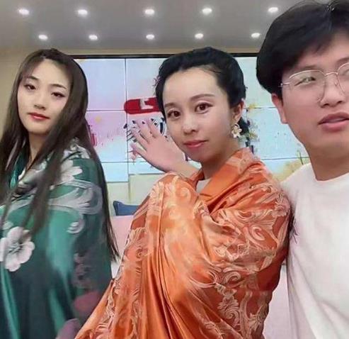 带货|田静直播带货该不该支持？如今已经封了3个号，也该停停了吧