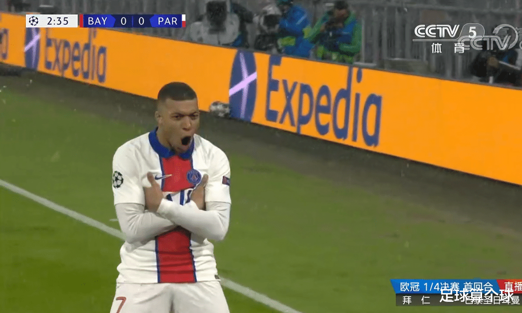 欧冠|3-2！赛前一幕：姆巴佩目光坚毅，内马尔低着头伸开手不停祈祷