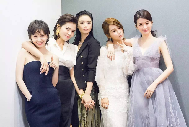 外国美女|《欢乐颂3》准备开拍？看到最新的“五美”阵容，网友: 完全没感觉