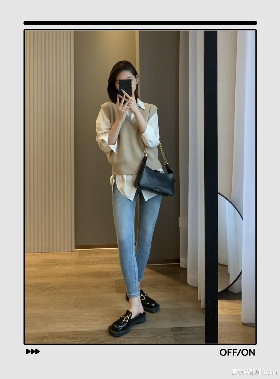 服装搭配师main|早秋换季白衬衫凭什么是王者？4件外套+9种穿法，休闲通勤都好看