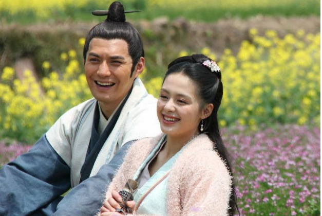 赵丽颖|出道16年是40部剧女一号，本可比肩赵丽颖，却因长相无人问津