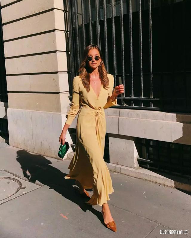 穿衣搭配|气质不好的女孩，一定要多多利用，同色系搭配的技巧来修饰你的气质