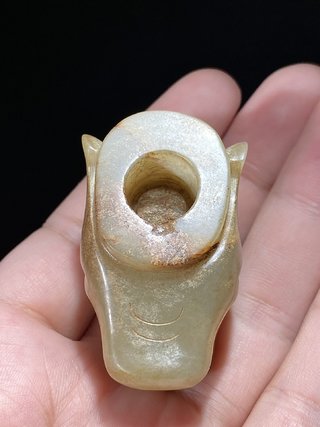 中国尊|汉 和田玉籽料 受沁 玉辟邪 玉兽首 把件 玉饰