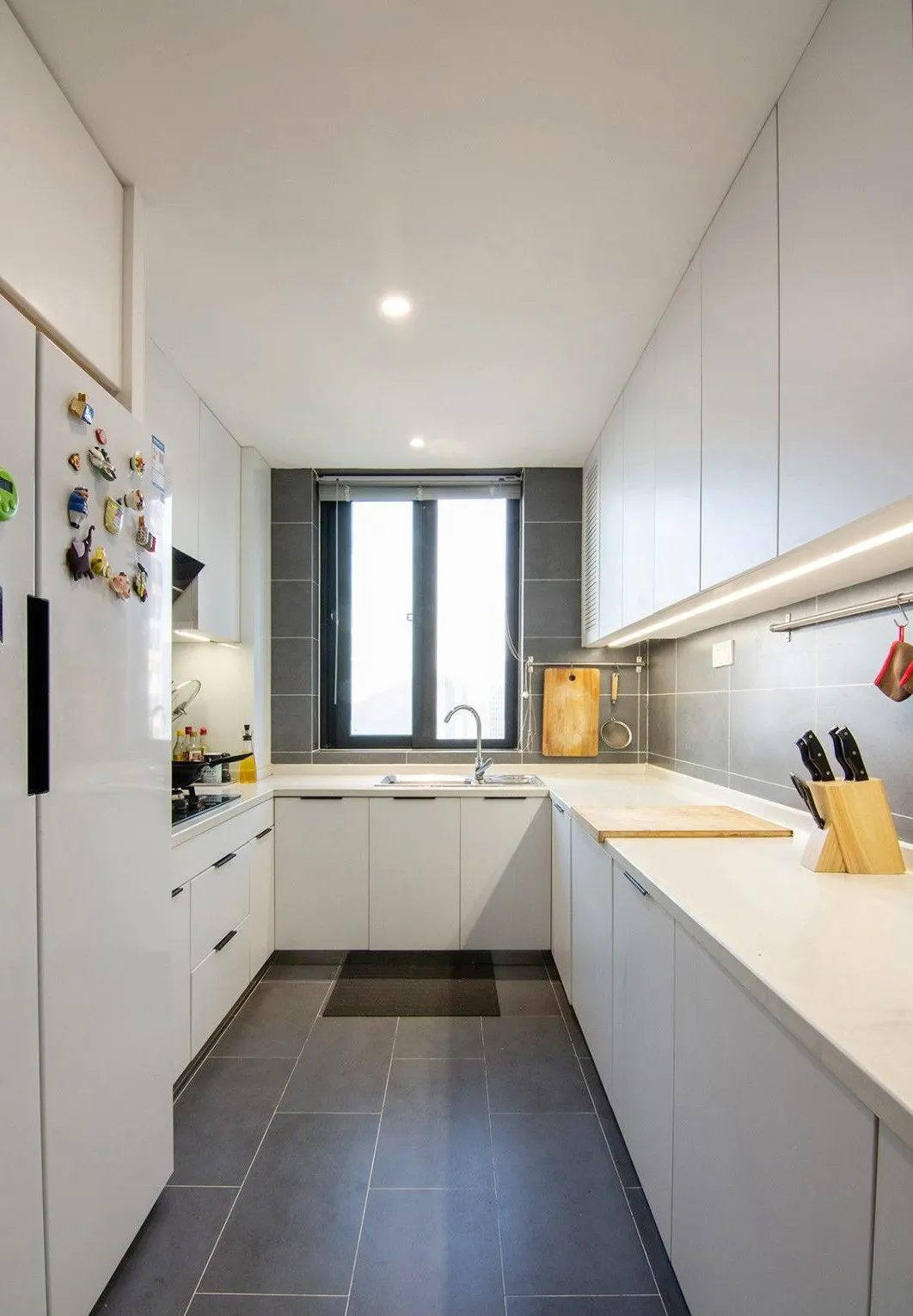 128㎡三室大白墙，也耐看舒适