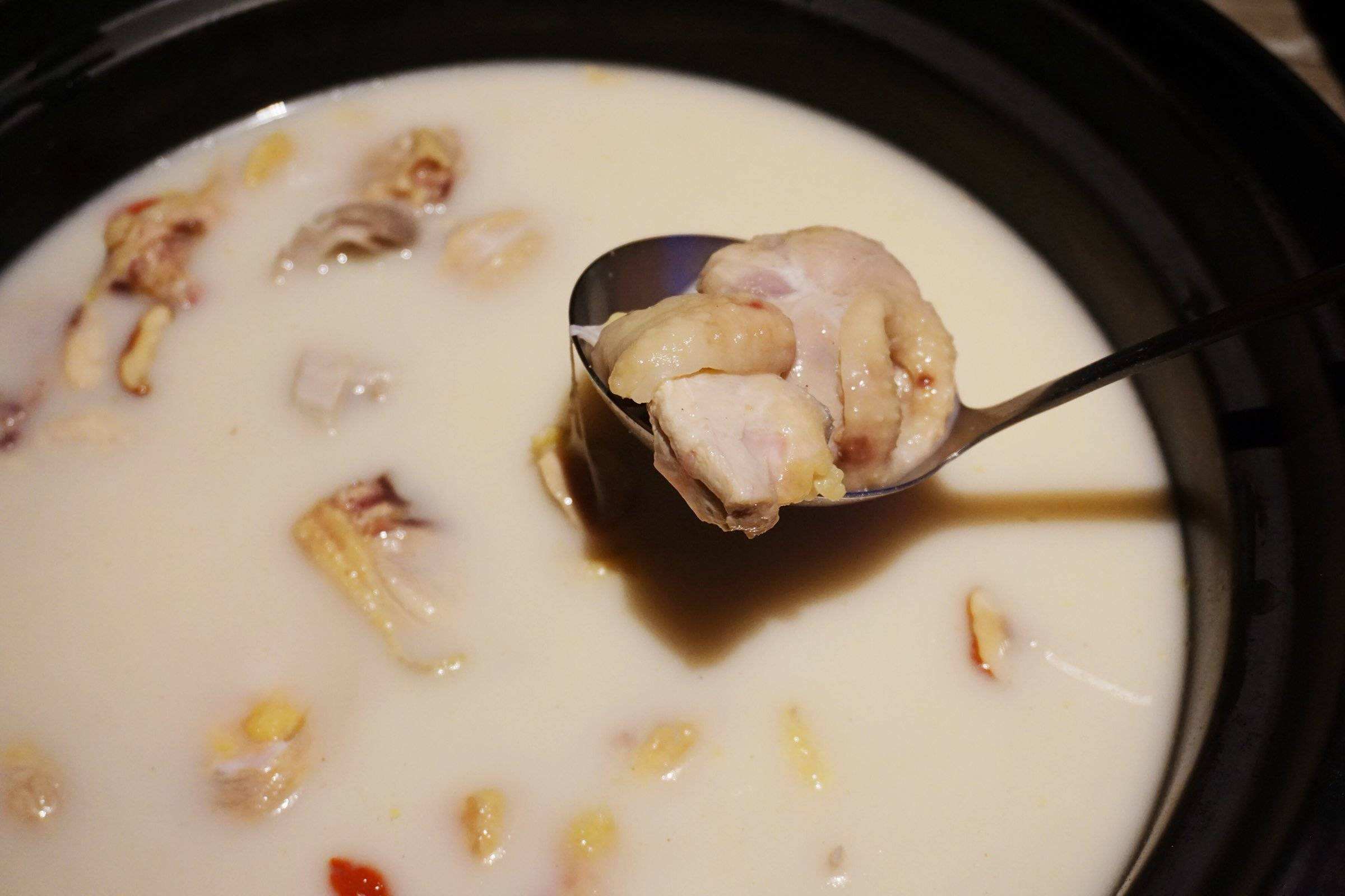 医者荣耀|3种高嘌呤食物尽早撤下餐桌，尿酸安分了，痛风或可绕道而行