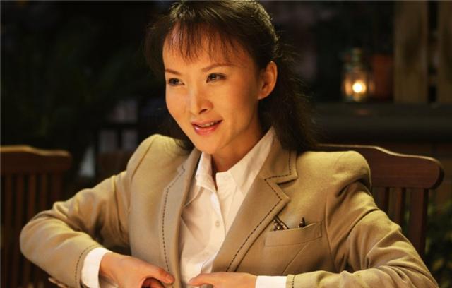 董思成|“香秀”谢兰戏剧人生：童年惨遭不幸，中年否极泰来，如今她怎样