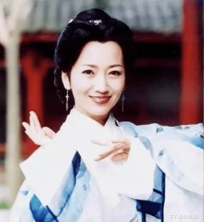 宋慧乔|韩国女神遇到中国美人只有输的命！宋慧乔被吊打，蔡琳比不过丫鬟