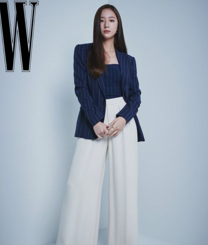 郑秀晶|郑秀晶 FX成员宋茜的队友，继承者们中的李宝娜， 你们喜欢吗