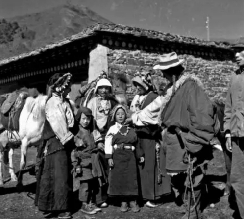 郭德纲|“相声天才”洛桑:27岁爆红去世,一张欠条被郭德纲保存了26年