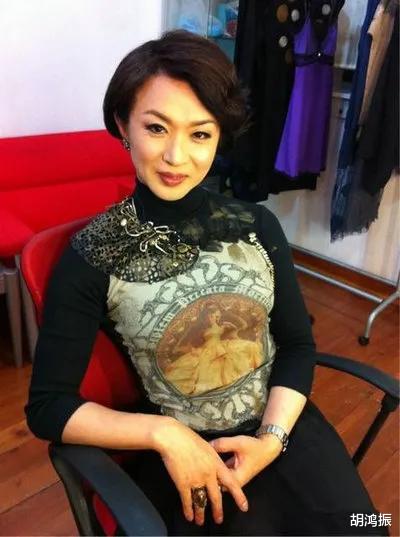 金星|军人出身，和舞女结婚10年的金星，为何还要选择做变性手术？