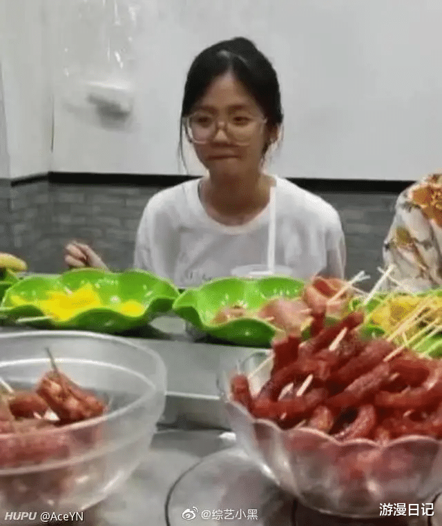 胡文婕|井川里予被爆素颜照，虎扑老哥：大街随处可见，和半藏森林没得比