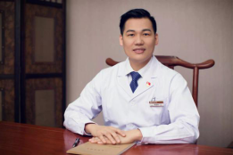 山楂|脊柱侧弯如何矫正？专科医生这样说