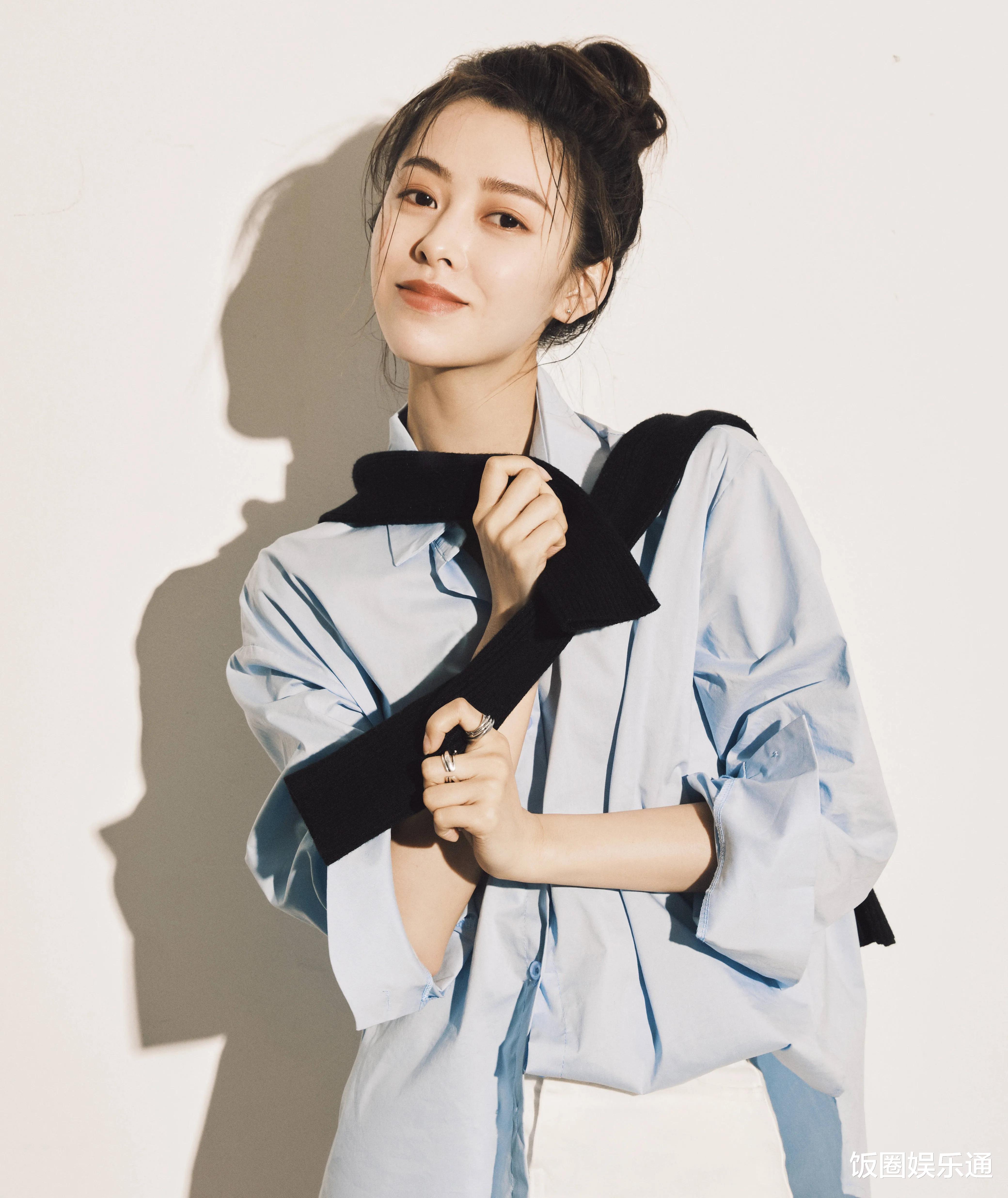 美丽|《半熟恋人》首播，8位素人嘉宾身份公布，女1气质出众引网友热议