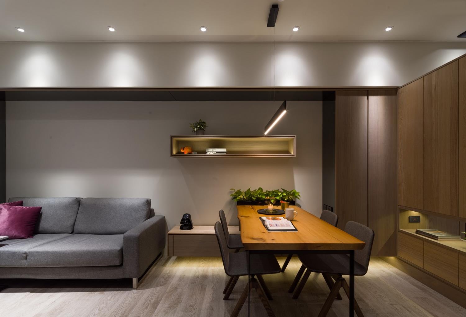 看了太多的小户型，唯这套，简约温馨还书香四溢！