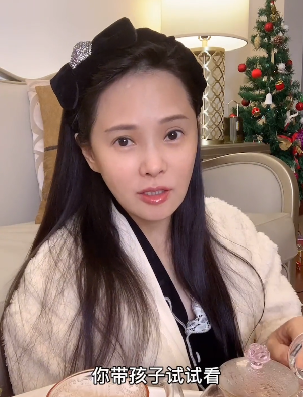 伊能静|伊能静称高龄产女恢复差，严重贫血致掉发，不舍得花15万元生发