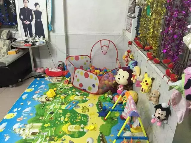 晒晒深圳750出租房，厨房巴掌大，卧室没衣柜，但比住别墅还幸福