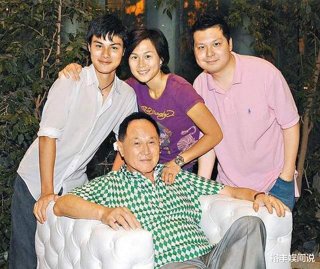 安眠药|富豪赵世曾旧爱，曾吞40粒安眠药，接纳女儿取向，姚炜近况如何？