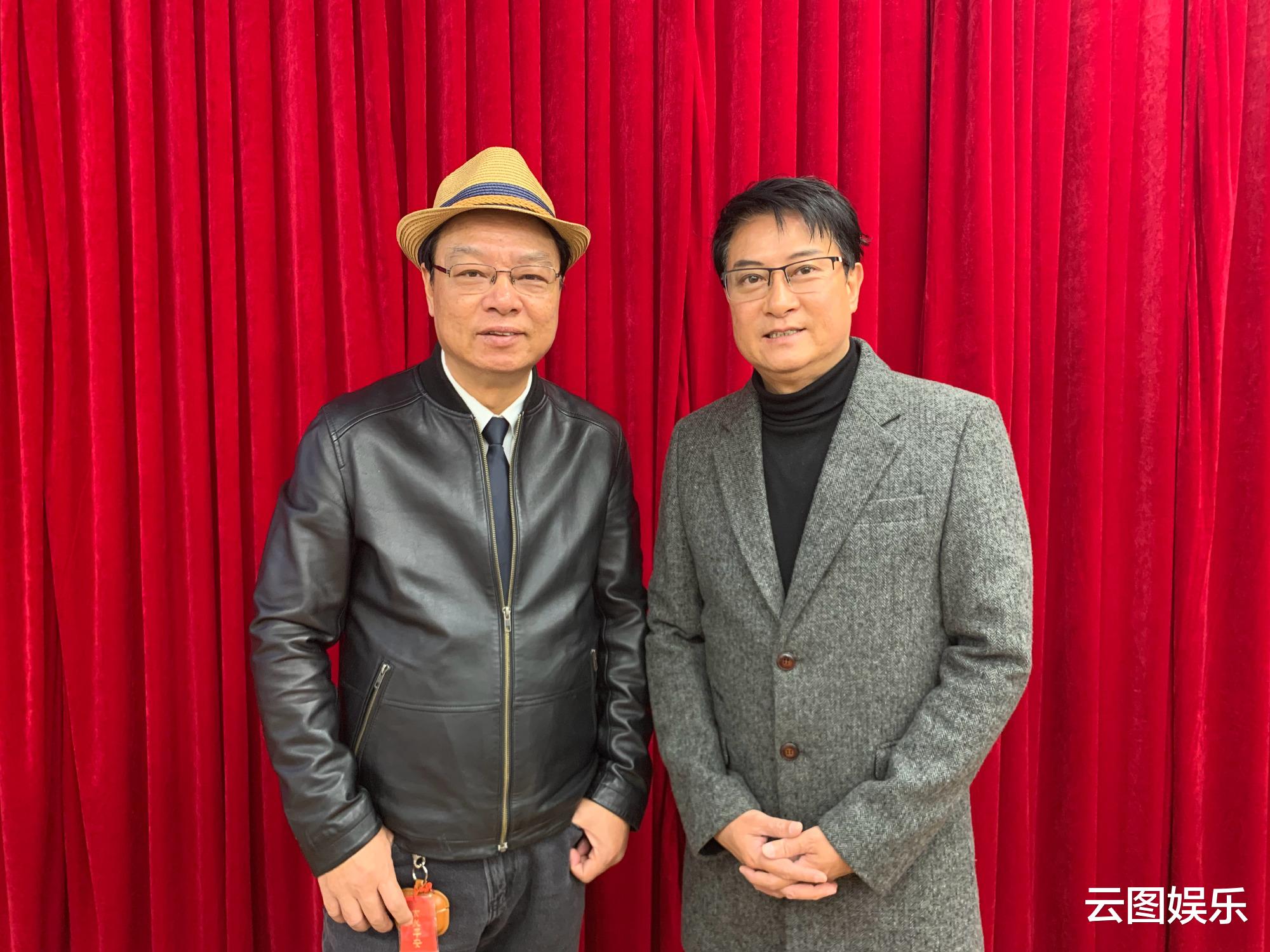李连杰|李连杰86岁岳父近照打扮低调，上戏毕业曾从影68年，却从不谈女儿