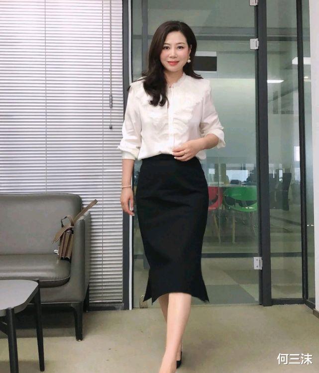 何三沫|40岁的女人可以适当扮嫩，只要穿对了，优雅减龄又不失俏皮