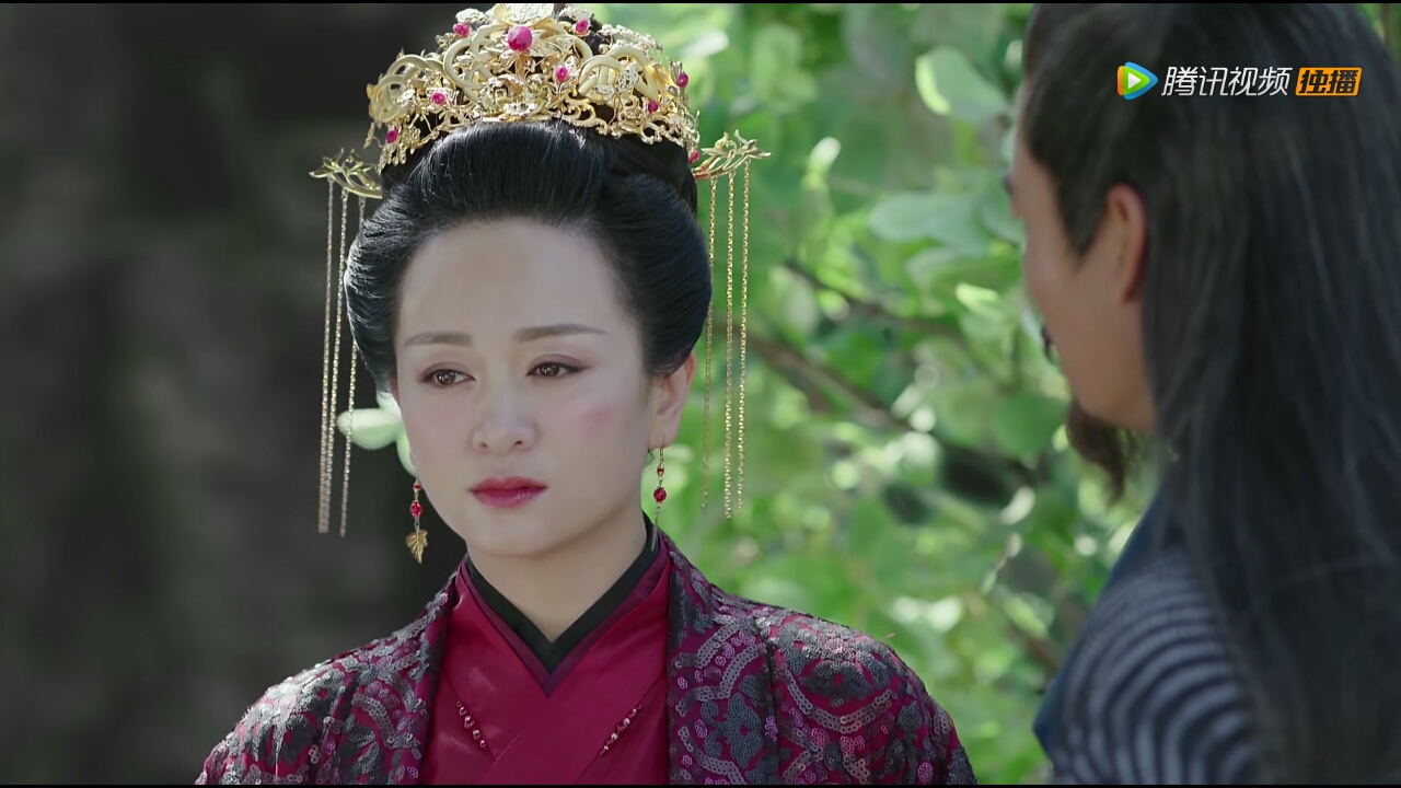 发型|从什么时候开始，古装女子不拼发型拼发冠了？