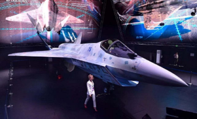 抗美援朝|亲口承认自研五代机需50年，印度再向现实低头，欲购苏75对付歼20