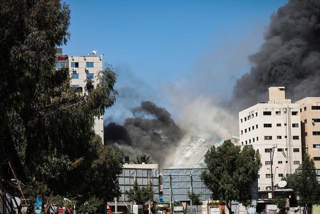 美联社|媒体大楼被炸，美国务卿慰问美联社社长，闭口不谈以色列