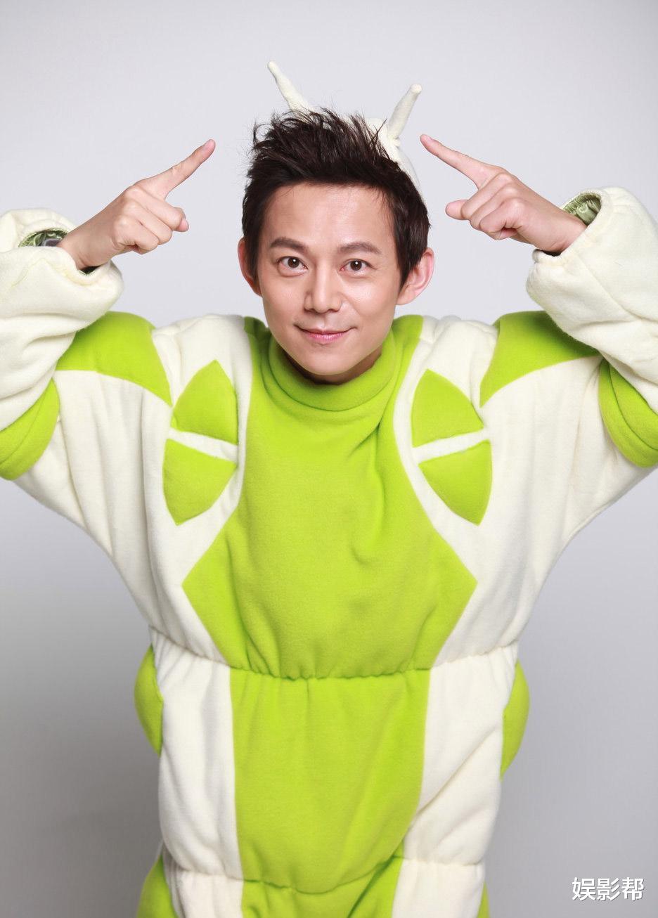 何炅|何炅再传坏消息，身背“四宗罪”的他，最终迎来了“公开处刑”？