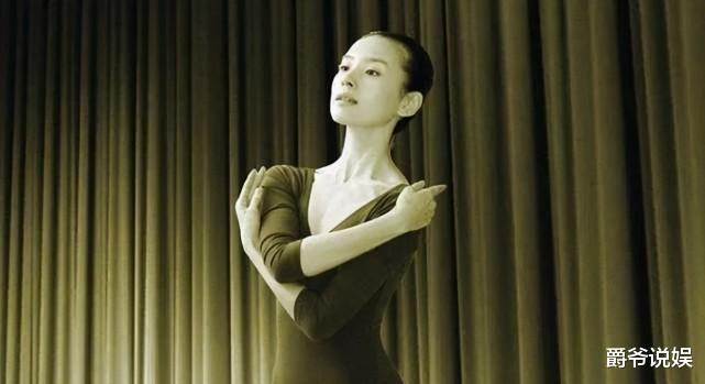 董洁|董洁,这辈子做过最错的一件事,就是嫁给潘粤明