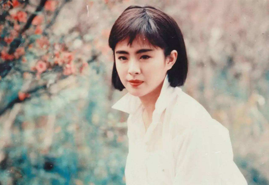 陈若仪|53岁王祖贤在温哥华隐居17年，不工作不拍戏，至今仍未婚