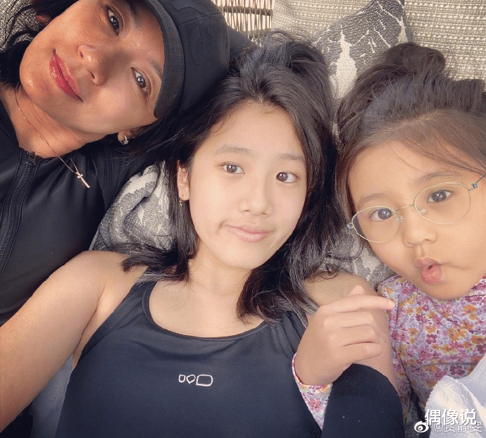 贾静雯|贾静雯15岁大女儿紧张发文：我被威胁了！内容吓人，贾静雯已报警