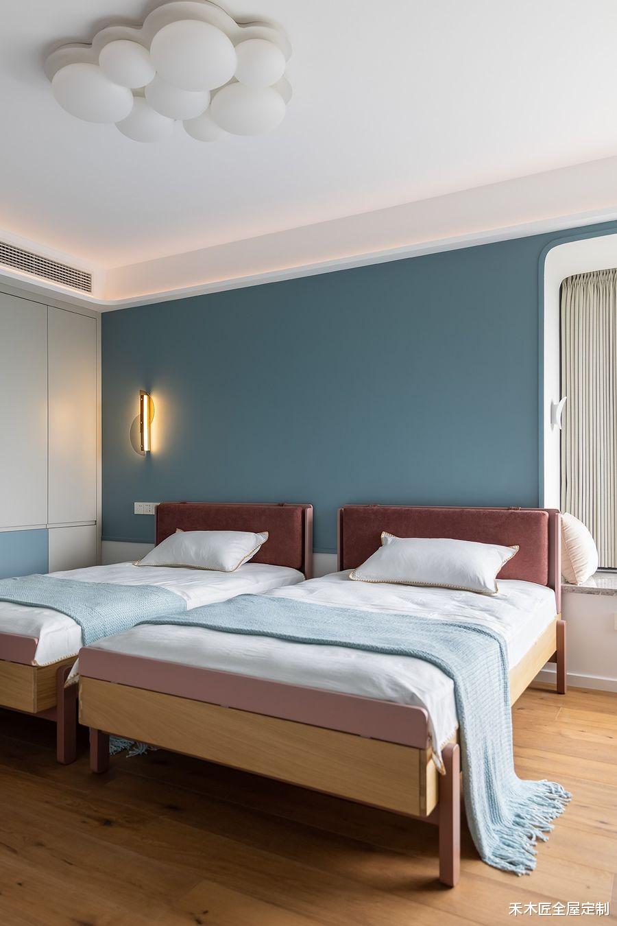 禾木匠全屋定制 153㎡六口之家，现代简约风，整洁大方又从容优雅！