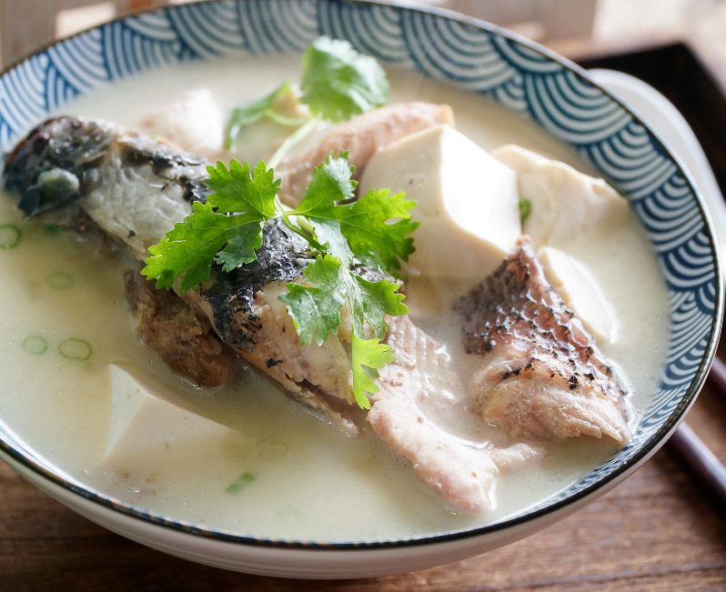 肾虚|甲乳科主任呼吁停止食用，比熬夜还伤甲状腺，提醒妈妈：趁早撤下餐桌