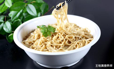面条|面条是升血糖还是降血糖？这1吃法，吃面条升血糖的速度堪比白糖