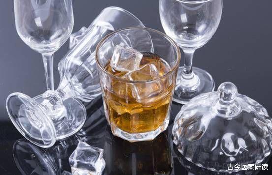 失眠|血脂“分解器”被扒出，吃一口相当8斤芹菜，医生：敞开吃，脑梗远离你