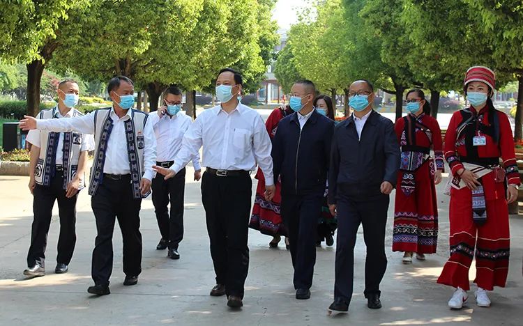 石林快报 昆明市纪委、市监委领导到石林县调研