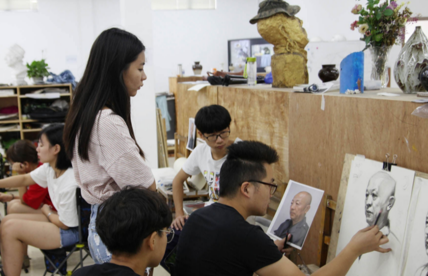 萱爸育儿经|大学专业趣味解读来袭：会计学生能炒股，考古学生会鉴宝