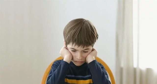 舜网 幼儿园小朋友的作业是“画妈妈”，当妈妈看到后瞬间不淡定了